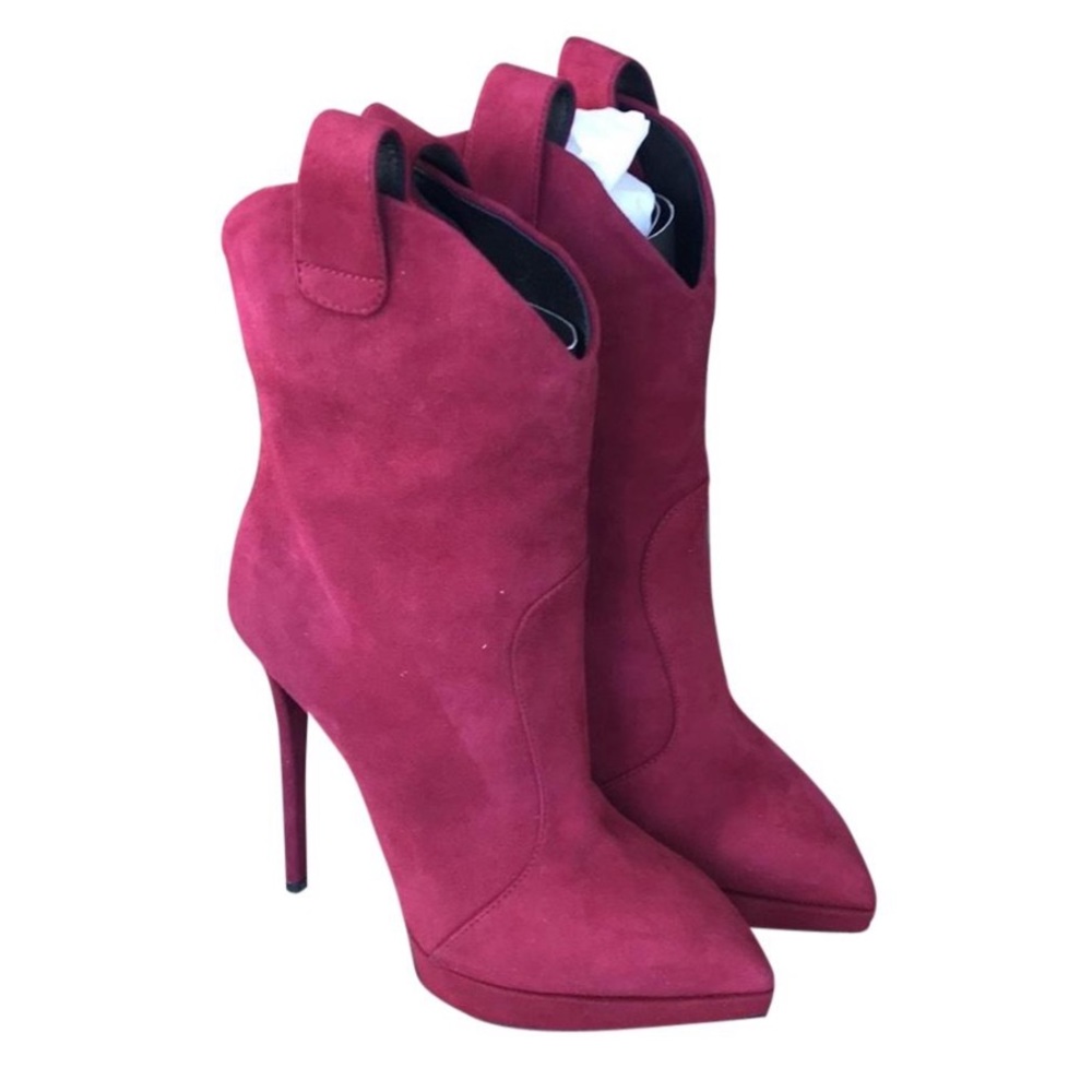 SOLD!!! Giuseppe Zanotti red suede boots